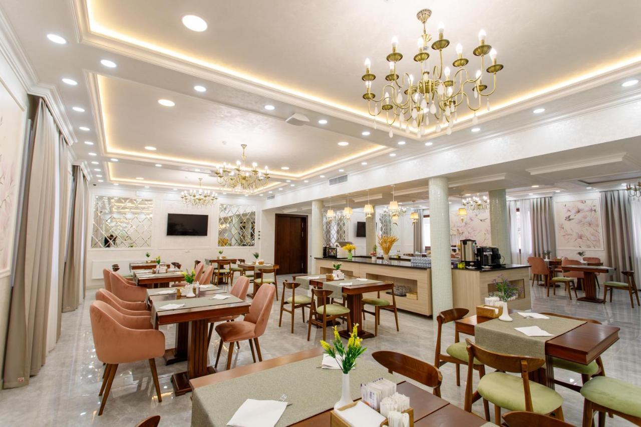 Navruz Hotel Tashkent Exterior foto